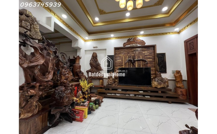 SỞ HỮU NGAY: BIỆT THỰ 2 MT, 5 TẦNG, 201M2 DĨ AN. GIÁ TRỊ TỐT 17 TỶ